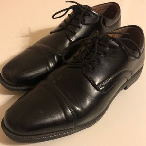 Nunn Bush black dress shoes size 10